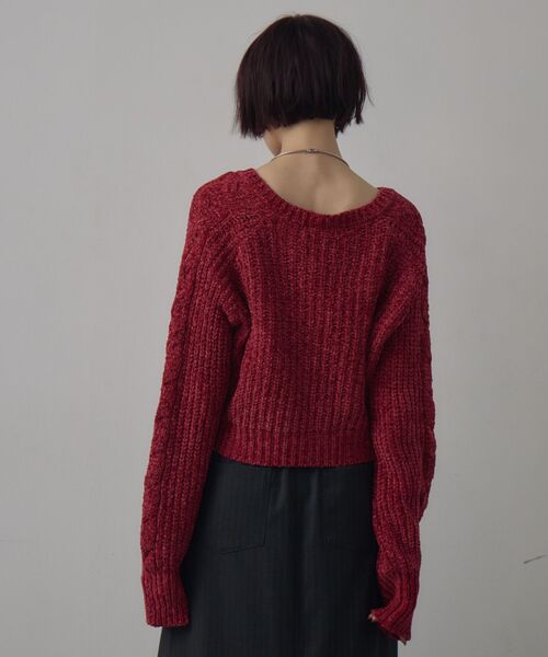 kivi(キヴィ)の「キーネックケーブルNT(ニット/セーター・レディース・ナチュラル/チャコールグレー/レッド・FREE)」の12枚目の写真