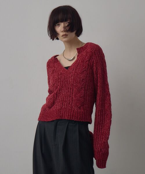 kivi(キヴィ)の「キーネックケーブルNT(ニット/セーター・レディース・ナチュラル/チャコールグレー/レッド・FREE)」の13枚目の写真