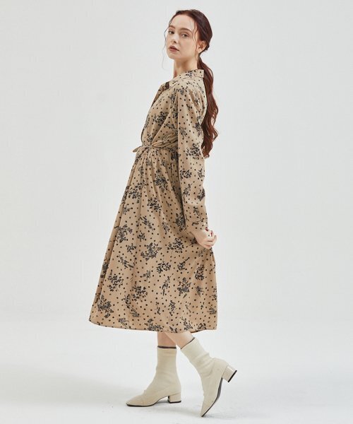 manavis7(マナビスセブン)の「ダイアン半袖ワンピースベージュ(ワンピース・レディース・Beige・FREE)」の3枚目の写真