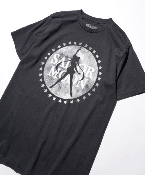 美少女戦士セーラームーン（ビショウジョセンシセーラームーン）の「THRIFTY LOOK スリフティルック / THRIFTY"SAILOR MOON"TEE セーラームーン アニメTEE（Tシャツ/カットソー・メンズ・ブラック系1/ブラック/ブラック系2・MEDIUM/LARGE/X-LARGE）」の12枚目の写真