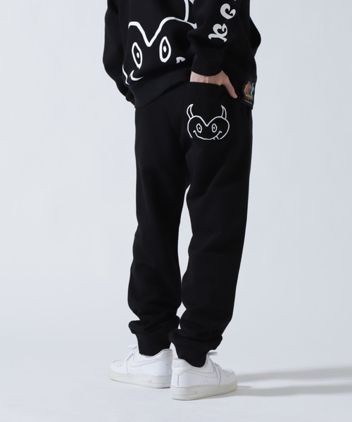maxsix(マックスシックス)の「maxsix(マックスシックス)ONI HEART SWEAT PANTS(スウェットパンツ・メンズ・ブラック/グレー・3/2/1/4)」の4枚目の写真