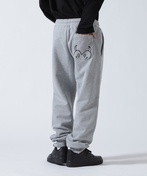 maxsix(マックスシックス)の「maxsix(マックスシックス)ONI HEART SWEAT PANTS(スウェットパンツ・メンズ・ブラック/グレー・3/2/1/4)」の11枚目の写真