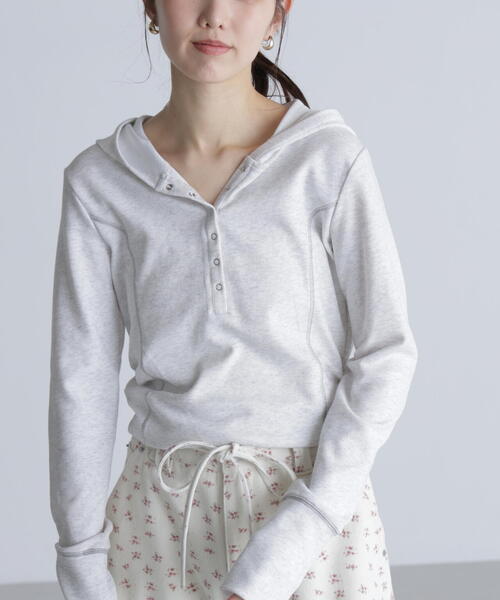 FREE'S MART（フリーズマート）の「◆スキッパーカットソーフーディー（Tシャツ/カットソー・レディース・グレー系その他/ホワイト/ネイビー・FREE）」の21枚目の写真