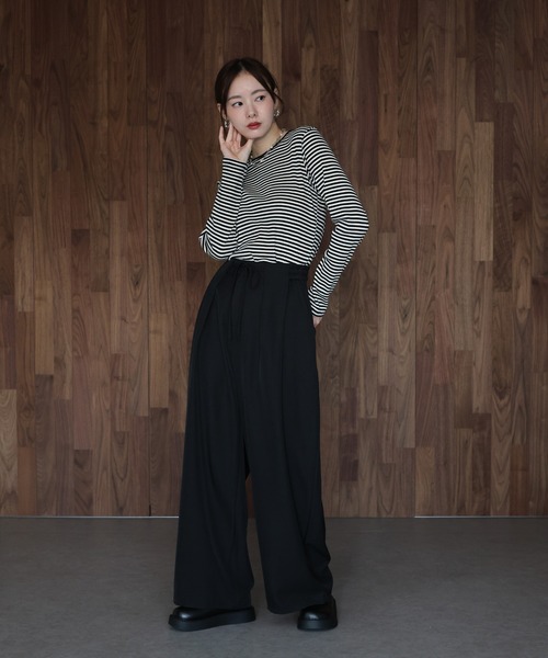 J by blue(ジェイバイブルー)の「リブボーダーTシャツ(Tシャツ/カットソー・レディース・ブラック/ベージュ/レッド・MEDIUM)」の19枚目の写真