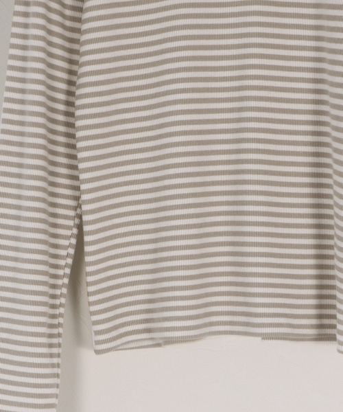 J by blue(ジェイバイブルー)の「リブボーダーTシャツ(Tシャツ/カットソー・レディース・ブラック/ベージュ/レッド・MEDIUM)」の4枚目の写真