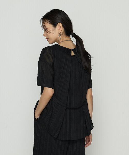 Gabardine K.T(ギャバジンケーティー)の「〔 +サイズ 〕 ジャカードボーダー ゆったりプルオーバー(Tシャツ/カットソー・レディース・ブラック・13号)」の4枚目の写真