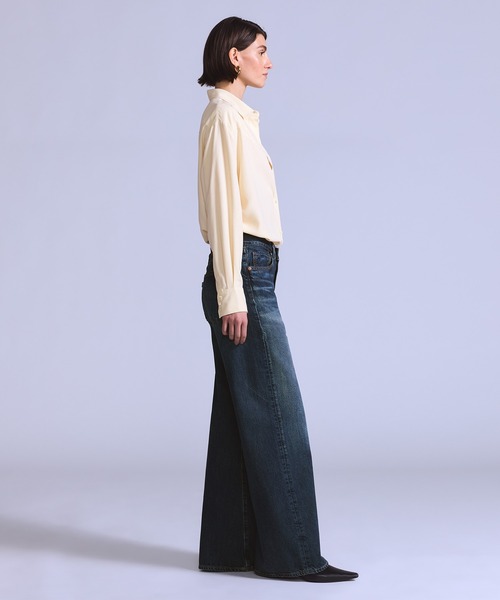 Levi's（リーバイス）の「Levi's/リーバイス BLUETAB(TM) CARVE リラックスジーンズ ミディアムインディゴ MADE IN JAPAN（デニムパンツ・レディース・インディゴブルー・23inch/24inch/25inch/26inch/27inch/28inch）」の3枚目の写真