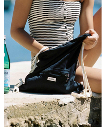 SURFEA（サーフィー）の「RIBBED STRING BACKPACK_BLACK（バックパック/リュック）」
