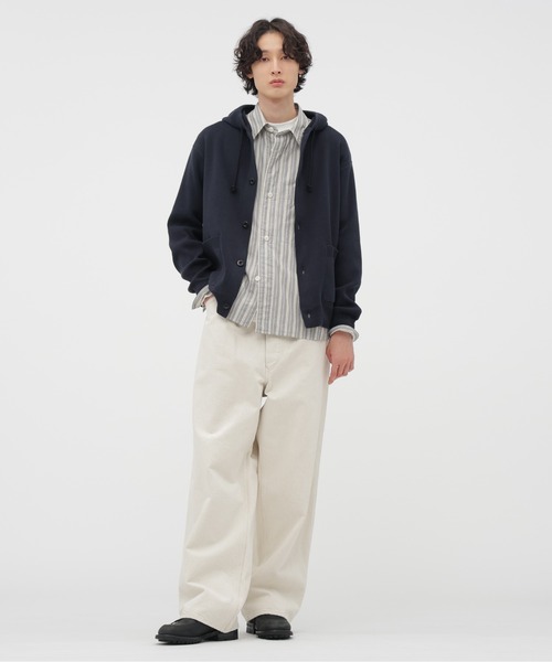 MHL.（エムエイチエル）の「VINTAGE DRY COTTON KNITWEAR（カーディガン/ボレロ・メンズ・ネイビー系1/ホワイト系その他3・MEDIUM/LARGE）」の9枚目の写真