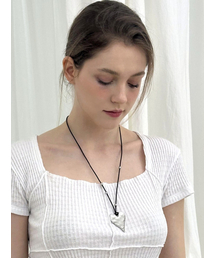 MOIFAIRE（モイフェア）の「HEART SUEDE NECKLACE / BLACK（ネックレス）」