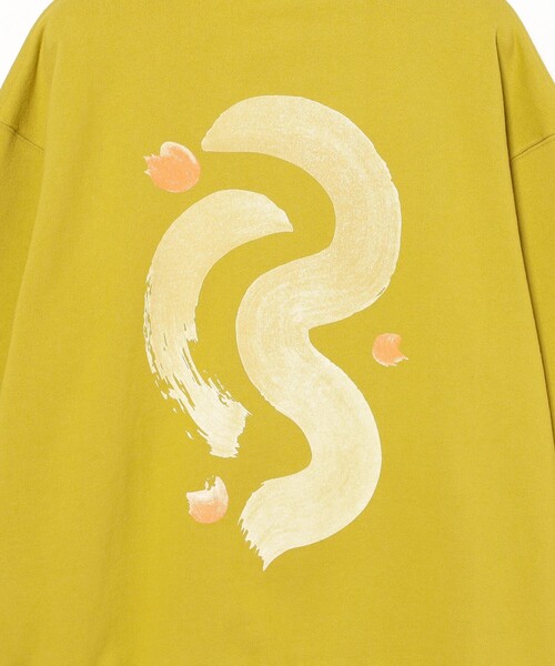 BEAMS T(ビームスティー)の「Mayumi Yamase / Hoodie(パーカー・メンズ・イエロー・X-SMALL/SMALL/X-LARGE)」の7枚目の写真
