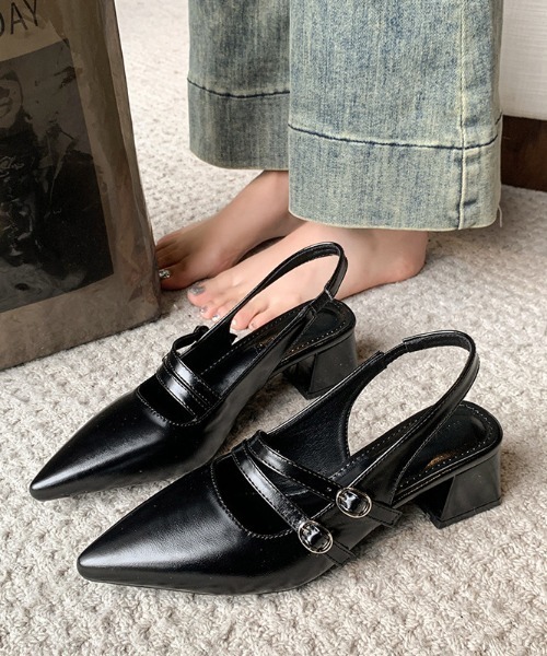 Teem Store(チームストア)の「ダブルベルトミュールパンプスポインテッドトゥ(パンプス・レディース・ホワイト/ブラック・M/L)」の3枚目の写真