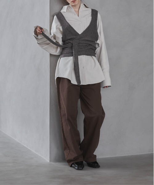 feepur（フェピュール）の「【ハンドウォッシャブル】カシュクールニットビスチェ（その他トップス・レディース・グレー/ブラック・MEDIUM）」の3枚目の写真