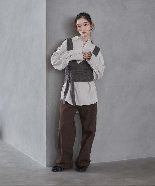 feepur（フェピュール）の「【ハンドウォッシャブル】カシュクールニットビスチェ（その他トップス・レディース・グレー/ブラック・MEDIUM）」の4枚目の写真