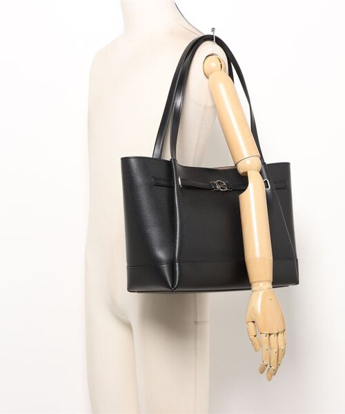 MICHAEL KORS(マイケルコース)の「REED LG BELTED TOTE トートバッグ(トートバッグ・レディース・ブラック・FREE)」の5枚目の写真