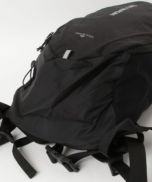 SALOMON（サロモン）の「【SALOMON】TRAILBLAZER 10／サロモン トレイルブレイザー10L バックパック（バックパック/リュック・メンズ・ブラック/ライトグレー/ブラウン・FREE）」の4枚目の写真