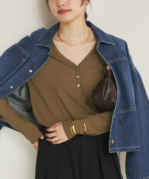 plage(プラージュ)の「henly プルオーバー(Tシャツ/カットソー・レディース・ホワイト/ブラック/キャメル・FREE)」の3枚目の写真