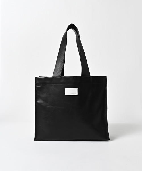 ADAM PATEK(アダムパテック)の「【ADAMPATEK】water repellent leather medium tote bag/撥水レザーミディアムトートバッグ/AP2619007(トートバッグ・レディース・ブラック・FREE)」の1枚目の写真