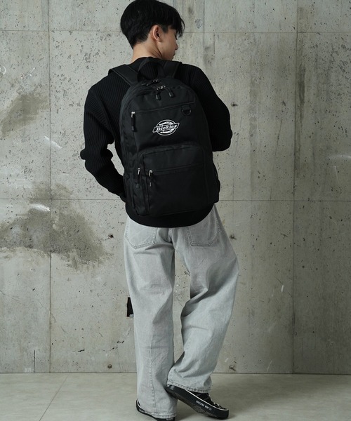 Dickies(ディッキーズ)の「"05"≪Dickies≫11ポケット/30L ブランドロゴマーク バックパック(バックパック/リュック・メンズ・ブラック系2/ブラック系1・ONE SIZE)」の4枚目の写真