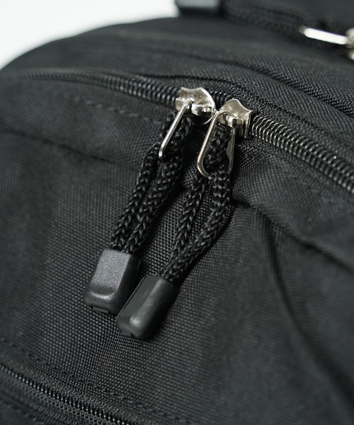 Dickies(ディッキーズ)の「"05"≪Dickies≫11ポケット/30L ブランドロゴマーク バックパック(バックパック/リュック・メンズ・ブラック系2/ブラック系1・ONE SIZE)」の18枚目の写真