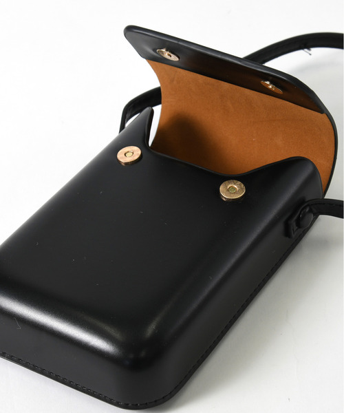 neos（ネオス）の「【neos】フェイクレザー ミニショルダーバッグ メンズ レディース ミニポーチ スマホポーチ コンパクト（ショルダーバッグ・メンズ・ブラック/ホワイト・FREE）」の15枚目の写真
