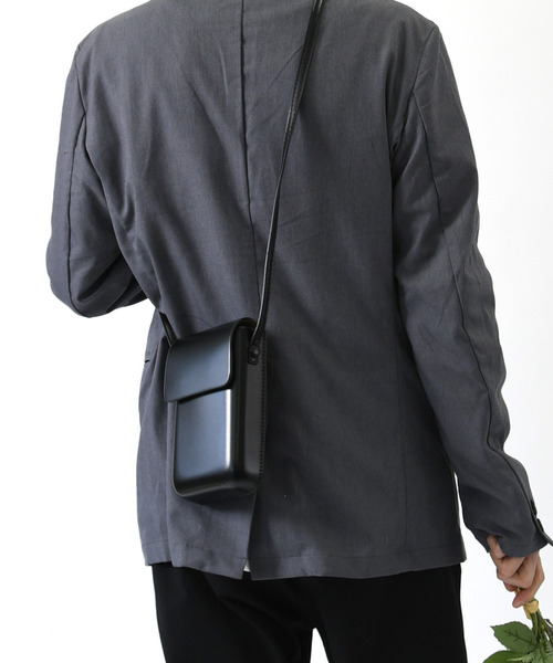 neos（ネオス）の「【neos】フェイクレザー ミニショルダーバッグ メンズ レディース ミニポーチ スマホポーチ コンパクト（ショルダーバッグ・メンズ・ブラック/ホワイト・FREE）」の8枚目の写真