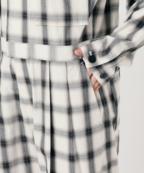 Spick & Span（スピックアンドスパン）の「《一部店舗+WEB限定》Glyph Ombre Check Jumpsuit（つなぎ/オールインワン・レディース・ホワイト・FREE）」の10枚目の写真