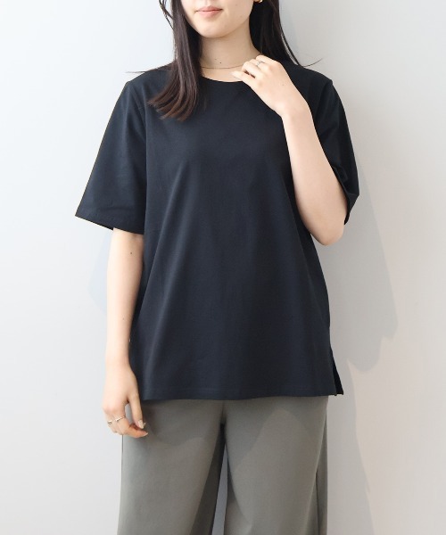 MB mint breeze(エムビーミントブリーズ)の「【接触冷感】【L~6L 大きいサイズ】ベーシックTシャツ(Tシャツ/カットソー・レディース・ホワイト/ブラック/オフホワイト/ブルー/ネイビー・LL/3L/4L/5L/6L/L)」の3枚目の写真
