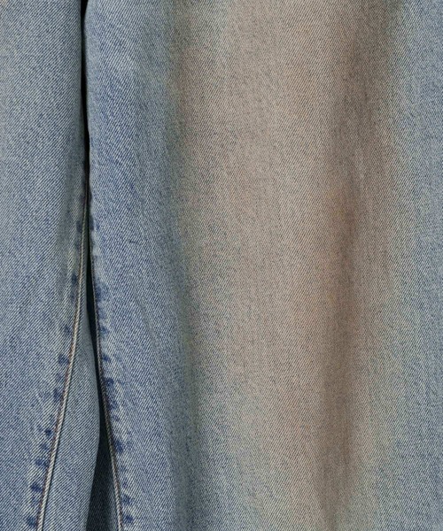 Levi's(リーバイス)の「【Levi's(R)(リーバイス(R))】バギーバレルデニム(デニムパンツ・レディース・インディゴブルー・MEDIUM/SMALL)」の8枚目の写真