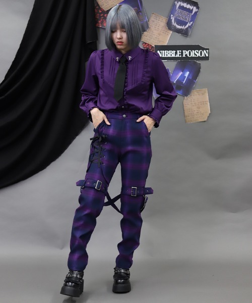 NIBBLE POISON（ニブルポイズン）の「レースアップボンテージパンツ（その他パンツ・レディース・ブラック/パープル・MEDIUM）」の9枚目の写真