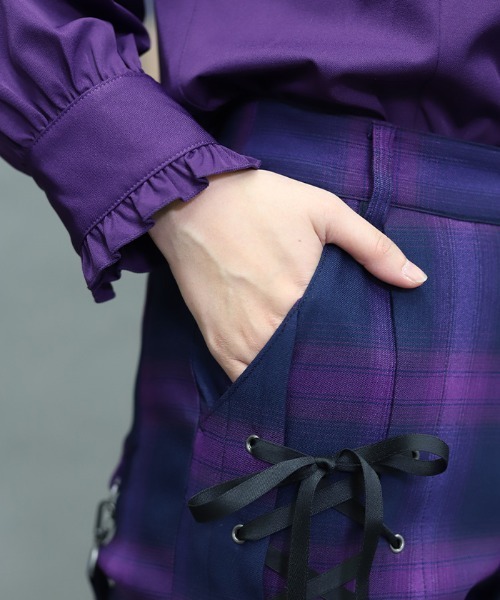 NIBBLE POISON（ニブルポイズン）の「レースアップボンテージパンツ（その他パンツ・レディース・ブラック/パープル・MEDIUM）」の10枚目の写真