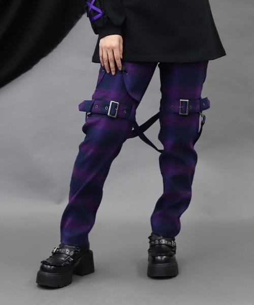 NIBBLE POISON（ニブルポイズン）の「レースアップボンテージパンツ（その他パンツ・レディース・ブラック/パープル・MEDIUM）」の5枚目の写真