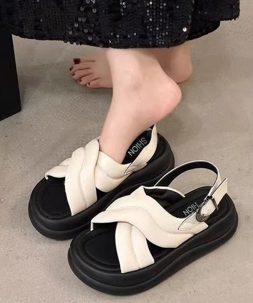 Miniministore(ミニミニストア)の「クロスストラップサンダル厚底シューズ夏靴(サンダル・レディース・アイボリー/ブラック/シルバー・24.5cm/24.0cm/22.5cm/23.0cm/23.5cm)」の5枚目の写真