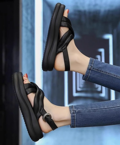 Miniministore(ミニミニストア)の「クロスストラップサンダル厚底シューズ夏靴(サンダル・レディース・アイボリー/ブラック/シルバー・24.5cm/24.0cm/22.5cm/23.0cm/23.5cm)」の12枚目の写真