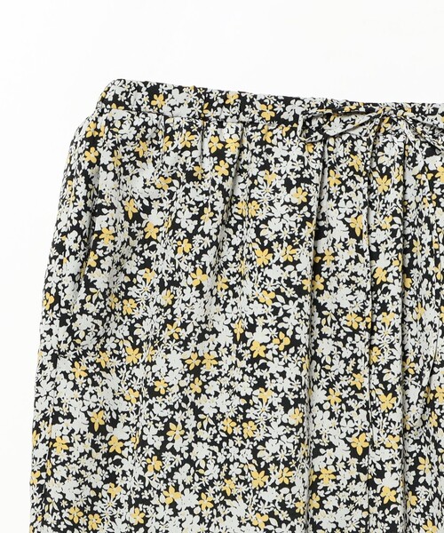 Demi-Luxe BEAMS（デミルクス ビームス）の「プチフラワー プリント イージーパンツ（その他パンツ・レディース・ブラック/イエロー・36/38）」の22枚目の写真