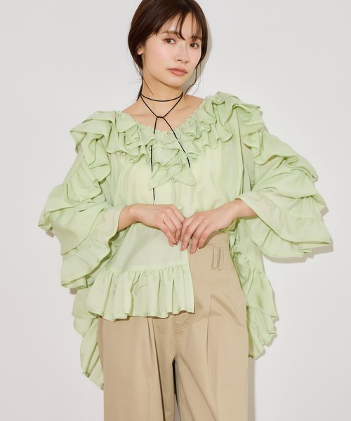 mysty woman（ミスティウーマン）の「ボリュームラッフルブラウス 665898（シャツ/ブラウス・レディース・ミント/オフホワイト/ブラック・FREE）」の12枚目の写真