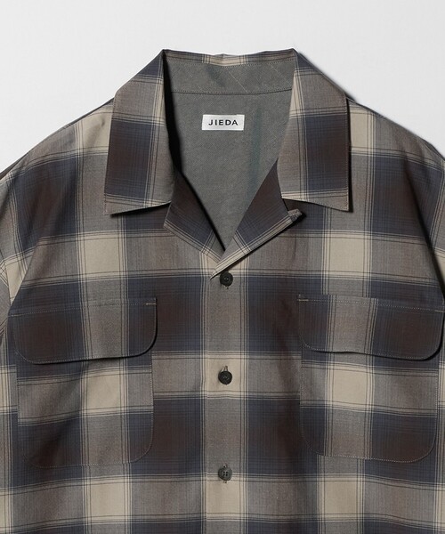 Jieda（ジエダ）の「＜JIEDA＞チェック オープンカラー ショートスリーブ シャツ（シャツ/ブラウス・メンズ・ダークブラウン/ブラック・2/1）」の4枚目の写真