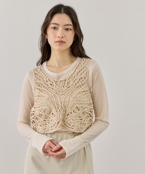 ADAM ET ROPE'（アダムエロペ）の「コードレースタンクジレ（ベスト・レディース・ブラック/キナリ・FREE）」の13枚目の写真