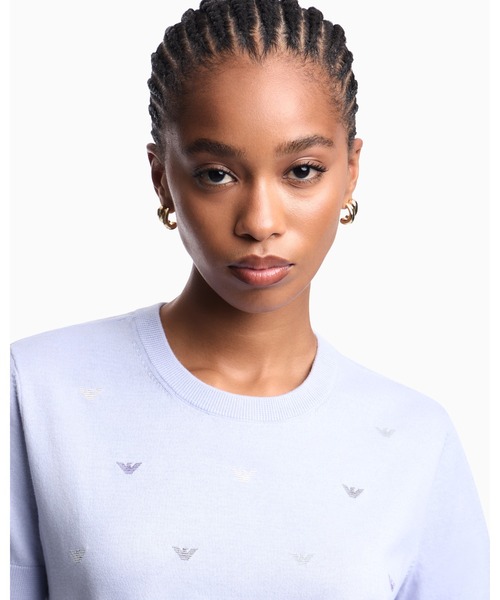 EMPORIO ARMANI（エンポリオアルマーニ）の「【エンポリオ アルマーニ】セーター マイクロイーグル総刺繍（ニット/セーター・レディース・ラベンダー/アイボリー・MEDIUM）」の4枚目の写真