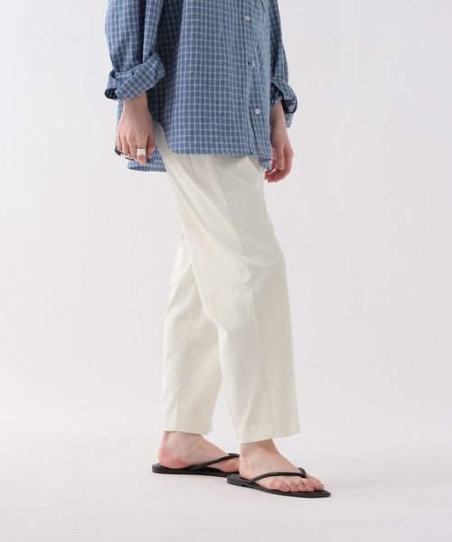 GEORGE'S(ジョージズ)の「スリムテーパードパンツ(その他パンツ・レディース・オフホワイト/ブラウン/ブラック・MEDIUM/SMALL)」の10枚目の写真