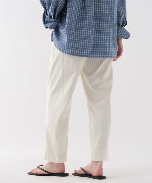 GEORGE'S(ジョージズ)の「スリムテーパードパンツ(その他パンツ・レディース・オフホワイト/ブラウン/ブラック・MEDIUM/SMALL)」の13枚目の写真