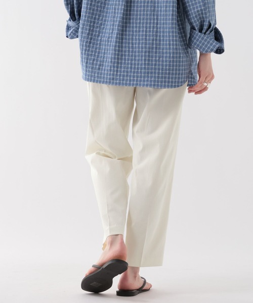 GEORGE'S(ジョージズ)の「スリムテーパードパンツ(その他パンツ・レディース・オフホワイト/ブラウン/ブラック・MEDIUM/SMALL)」の14枚目の写真