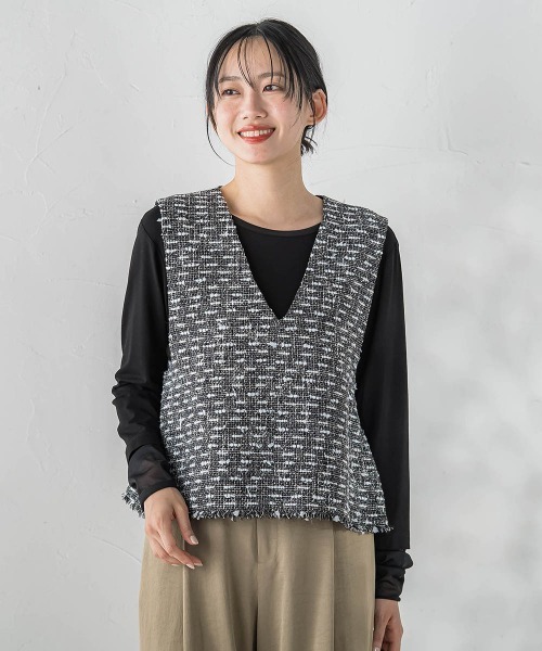 Droite lautreamont(ドロワットロートレアモン)の「カミュツィードベストブラウス(ベスト・レディース・ブラック・M)」の13枚目の写真