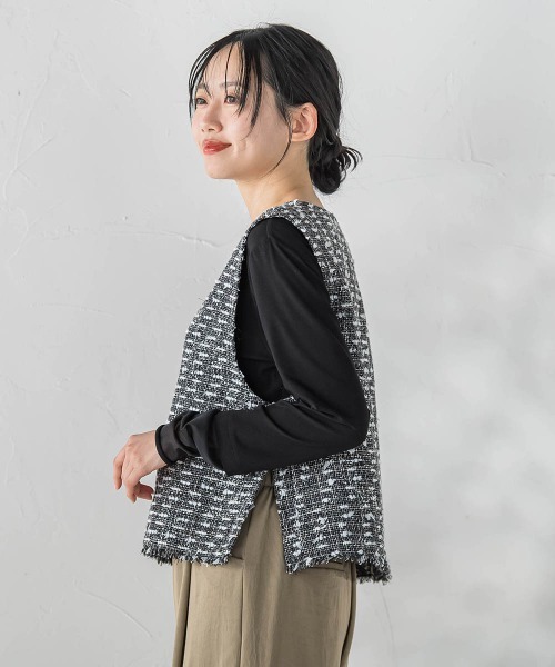 Droite lautreamont(ドロワットロートレアモン)の「カミュツィードベストブラウス(ベスト・レディース・ブラック・M)」の15枚目の写真