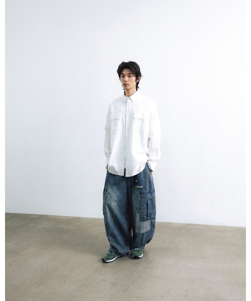 ANGLAN（アングラン）の「Distressed Cargo Denim Balloon Pants - Washed Blue（デニムパンツ・メンズ・その他・ONE SIZE）」の6枚目の写真