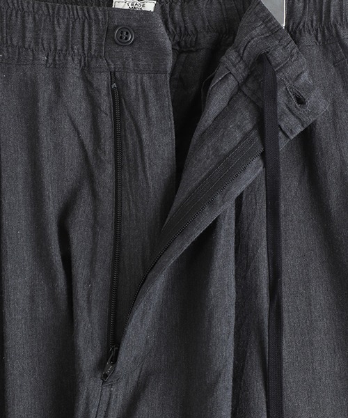 GOLD（ゴールド）の「GOLD / ゴールド：COTTON / SILK NEL 2TUCK WIDE EASY PANTS：26A-GL42617[MUS]（その他パンツ・メンズ・チャコールグレー/ヘザーグレー・M/S）」の4枚目の写真