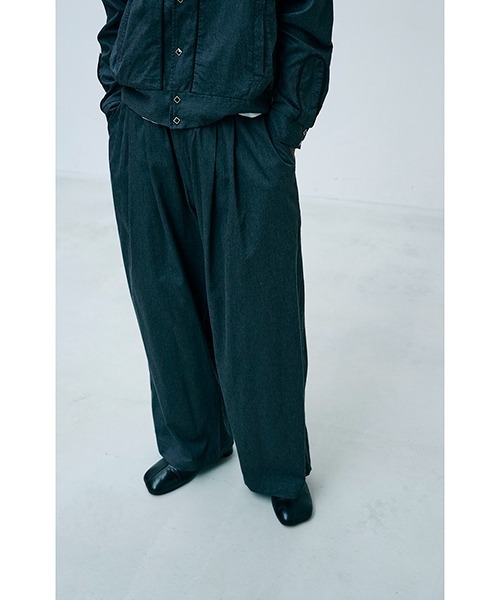 GOLD（ゴールド）の「GOLD / ゴールド：COTTON / SILK NEL 2TUCK WIDE EASY PANTS：26A-GL42617[MUS]（その他パンツ・メンズ・チャコールグレー/ヘザーグレー・M/S）」の14枚目の写真