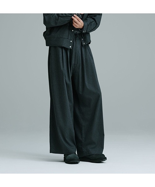GOLD（ゴールド）の「GOLD / ゴールド：COTTON / SILK NEL 2TUCK WIDE EASY PANTS：26A-GL42617[MUS]（その他パンツ・メンズ・チャコールグレー/ヘザーグレー・M/S）」の15枚目の写真