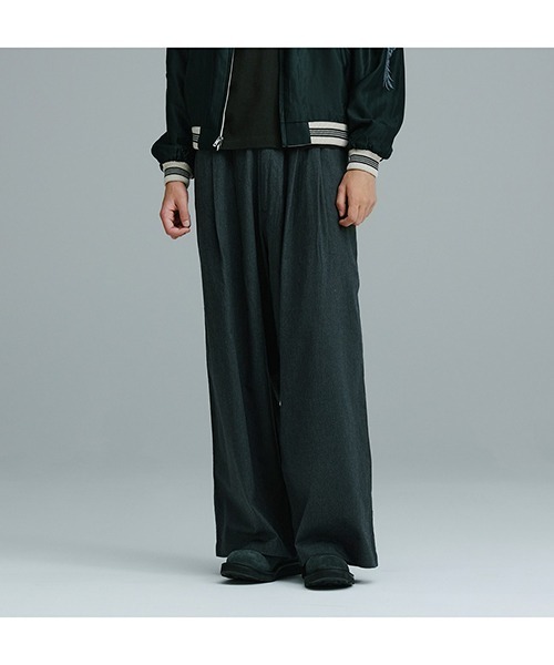 GOLD（ゴールド）の「GOLD / ゴールド：COTTON / SILK NEL 2TUCK WIDE EASY PANTS：26A-GL42617[MUS]（その他パンツ・メンズ・チャコールグレー/ヘザーグレー・M/S）」の8枚目の写真