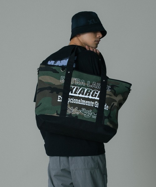 XLARGE（エクストララージ）の「MULTI LOGO TOTE BAG（トートバッグ・メンズ・カモフラージュ/ホワイト/ブラック・ONE SIZE）」の13枚目の写真